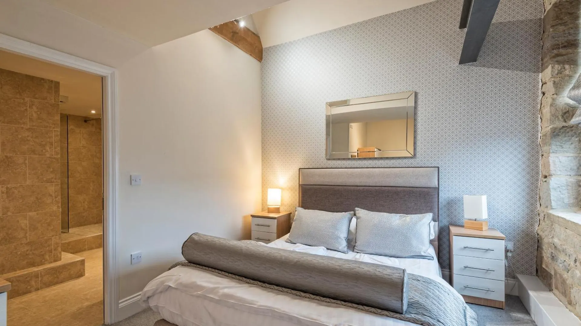 Heritage Serviced Suites - Serviced Apartments Хаддерсфилд Великобритания